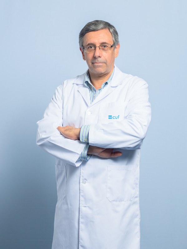 Dr. Paulo Paredes