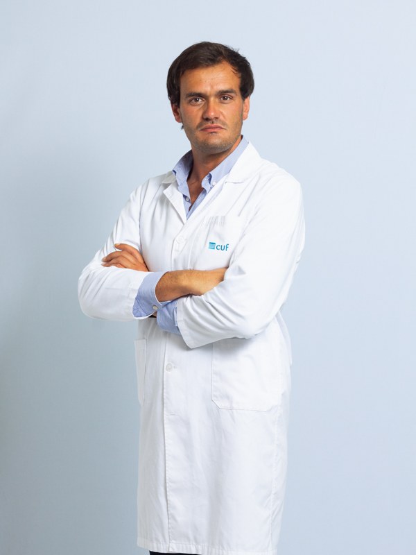 Dr. Tiago Morais