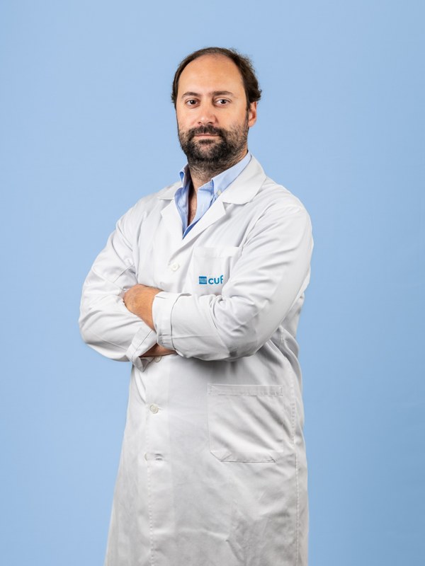Dr. Diogo Mira