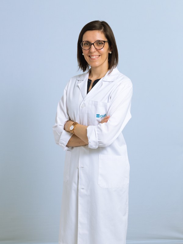 Dr. Nádia Martins