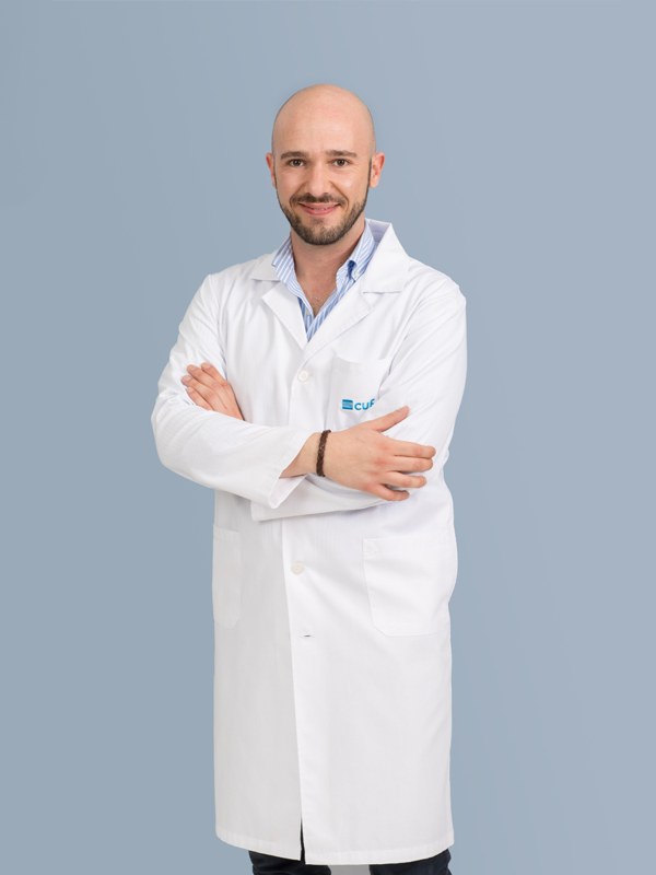 Dr. André Nunes Oliveira