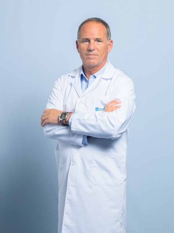 Dr. Carlos Vaz