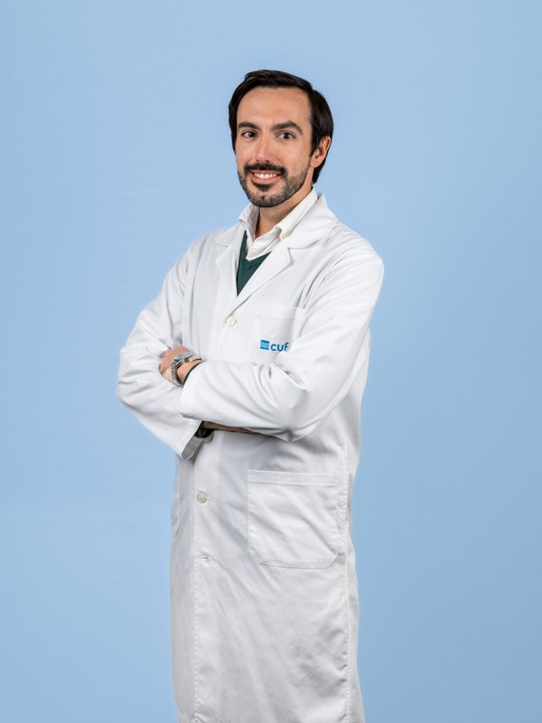 Dr. Bernardo Barata