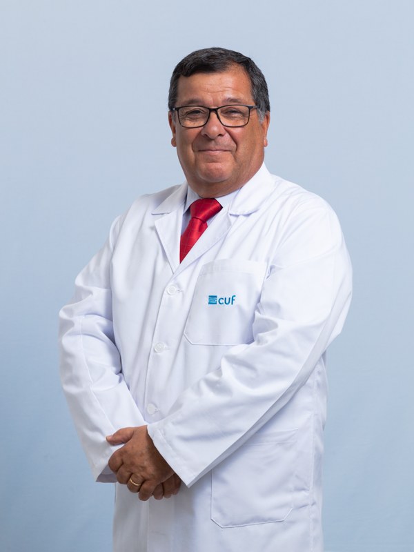 Dr. Carlos Alves