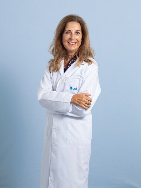 Dr. Paula Vieira de Medeiros