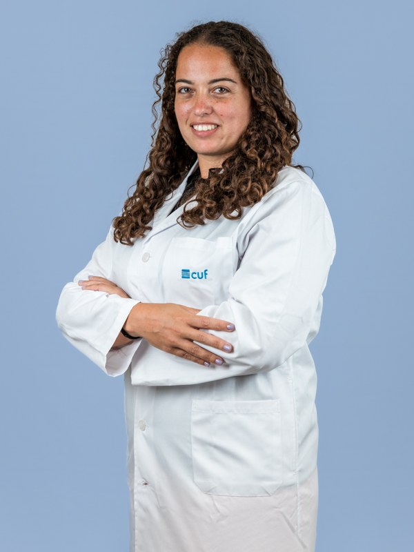 Dr. Cátia Mateus
