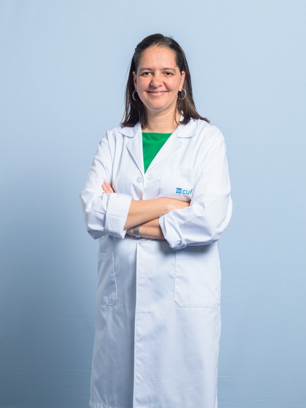Dr. Carla Cifuentes