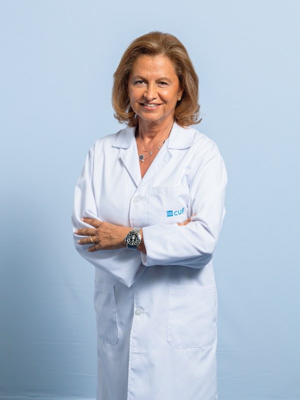 Dr. Laura Tarouca