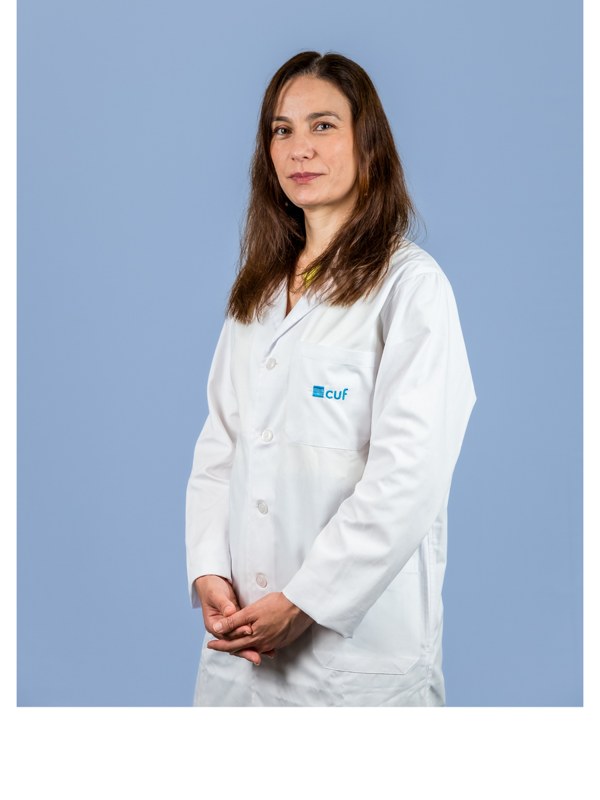 Dr. Cláudia Moreira Jorge