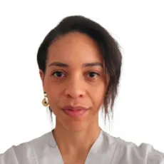 Mme Annick Kalangu