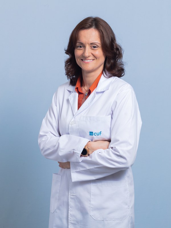 Dr. Claudia Dias Costa