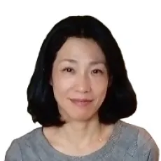 Mme Mari Kawase