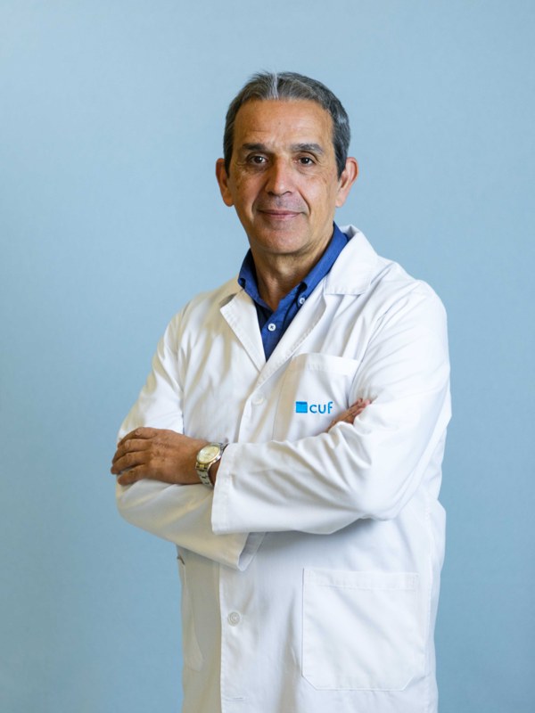 Dr. Vitor Araújo