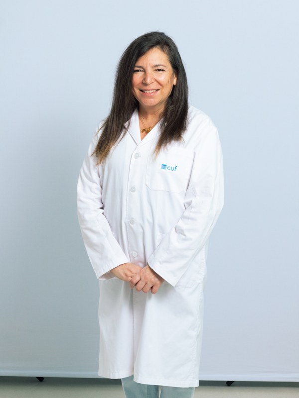 Dr. Maria Adelina Costa