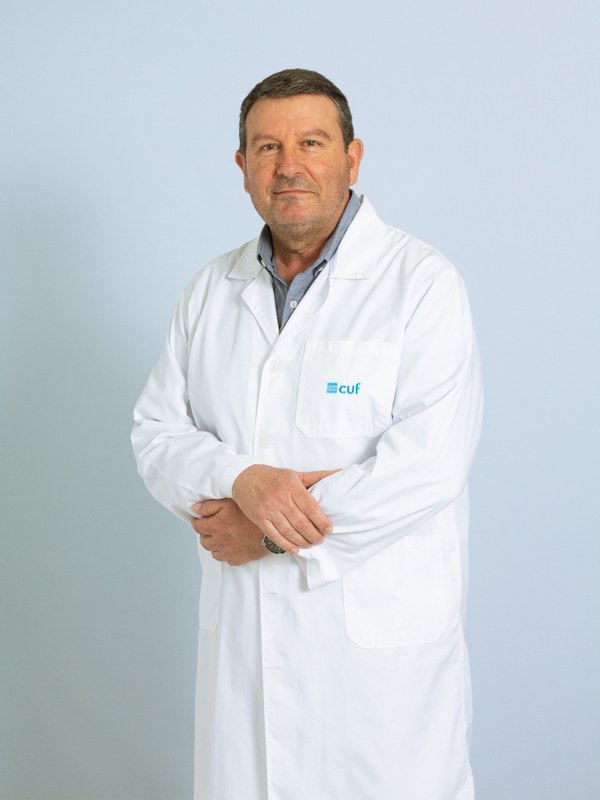Dr. Carlos Vinagre