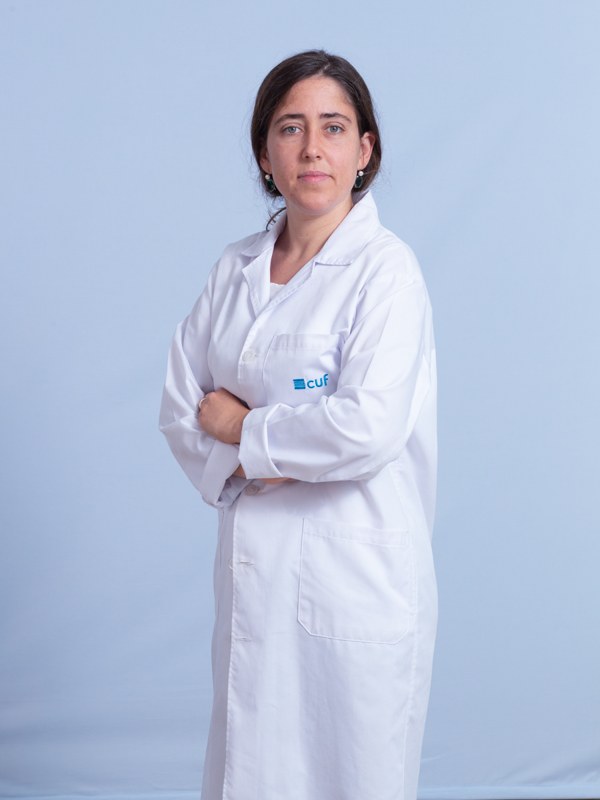 Dr. Vanessa Lemos Carvalho Araújo