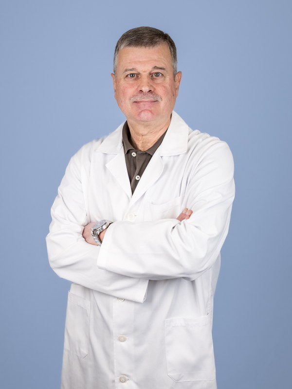 Dr. Manuel Quintas