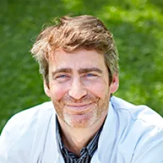 Dr. Olivier de Lathouwer