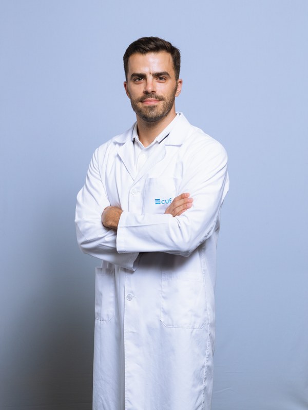 Dr. Tiago Fernandes