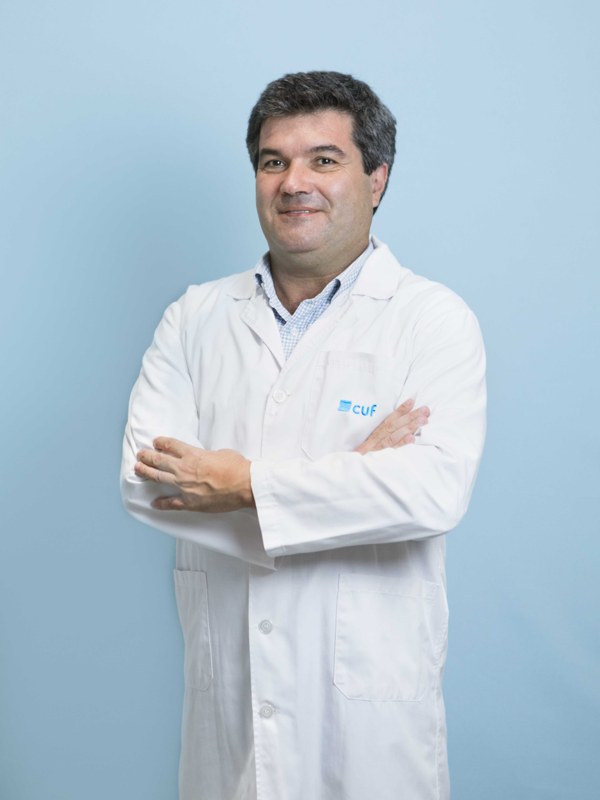 Dr. Manuel Manita