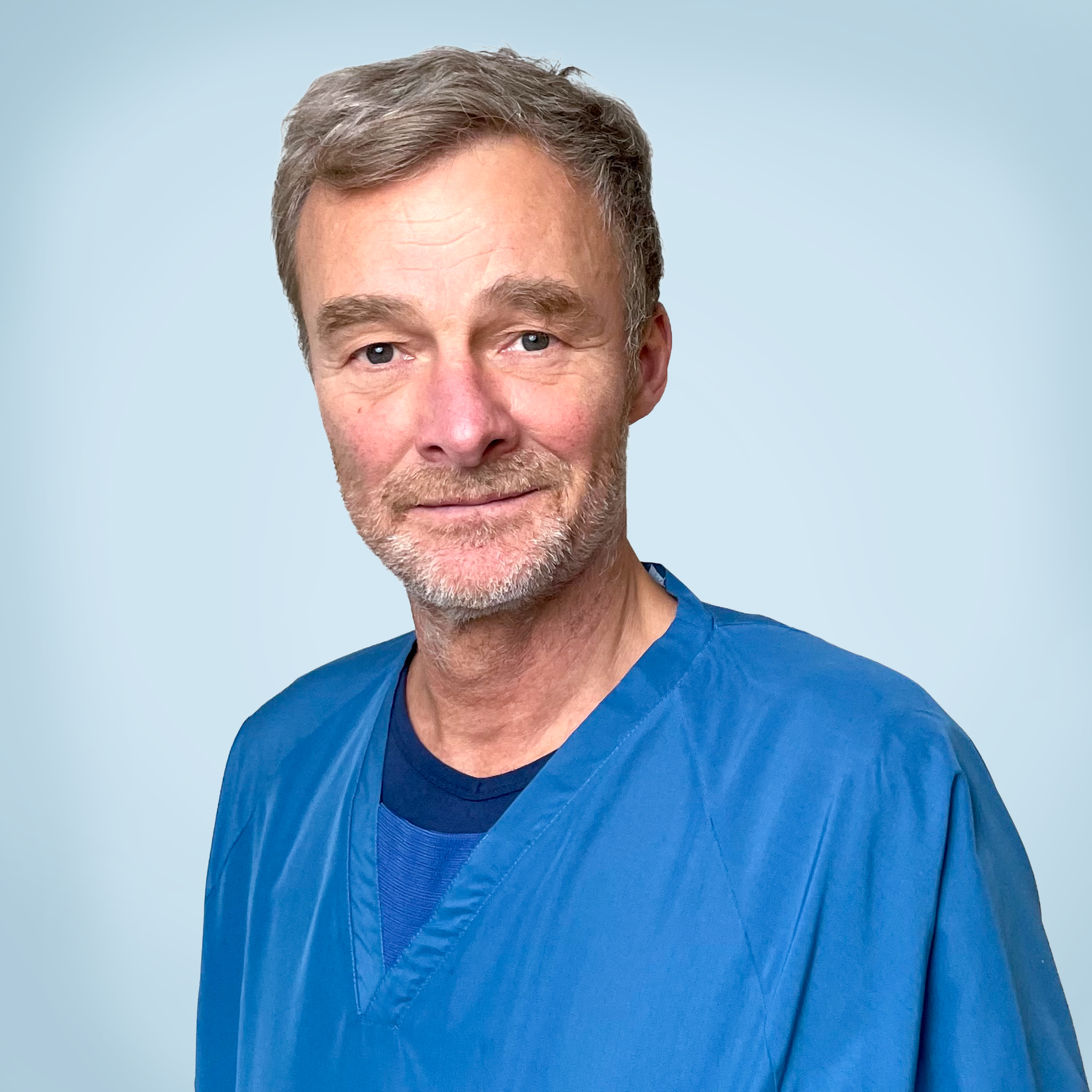 Dr. Erling Anker Møller