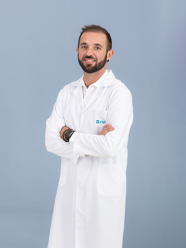 Dr. Jonathan dos Santos