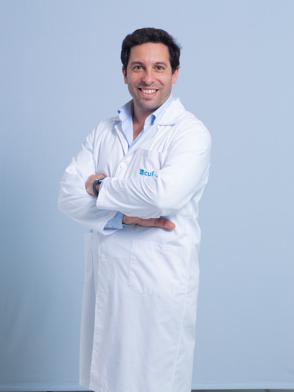 Dr. Frederico Tavares Teves