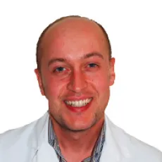 Dr. Christophe Bradstreet