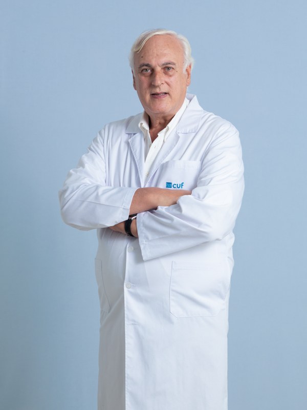 Dr. Miguel Manaças