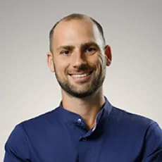 Dr. Gabriele Giunta