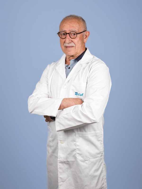 Dr. Carlos Cardigos