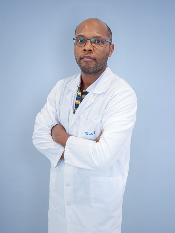 Dr. Ermelindo Tavares