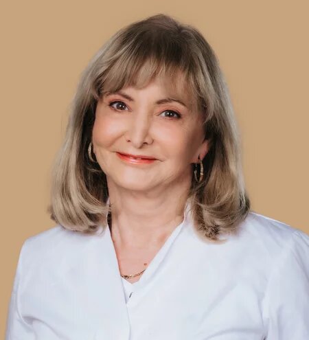 Veronika Volner M.D.