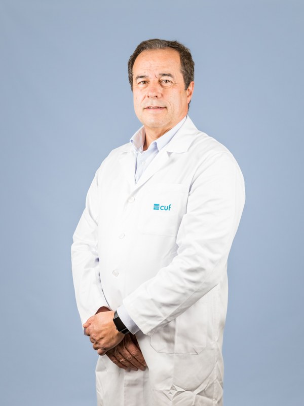 Dr. Carlos Parreira