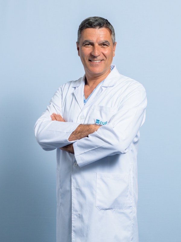 Dr. Mário Martins Oliveira