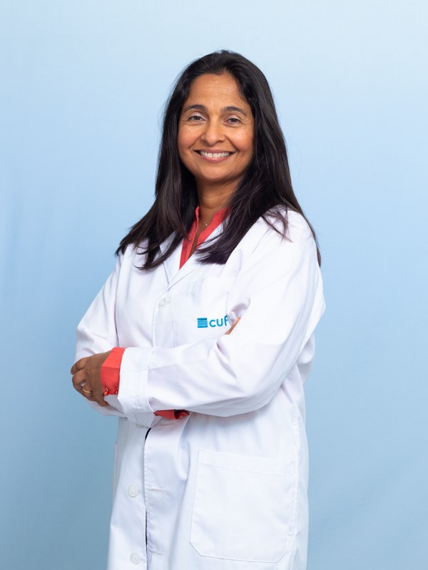 Dr. Ana Oliveira Soares
