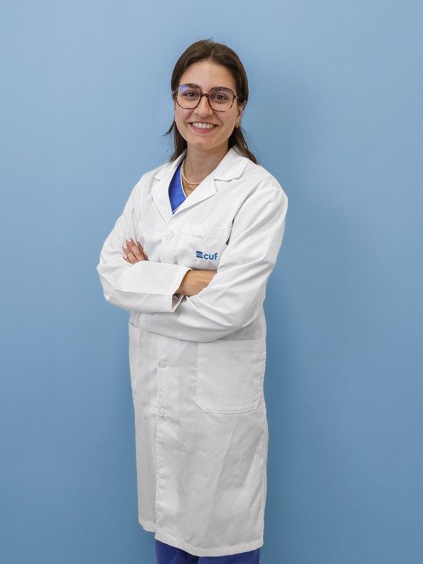 Dr. Mariana Pereira Frade