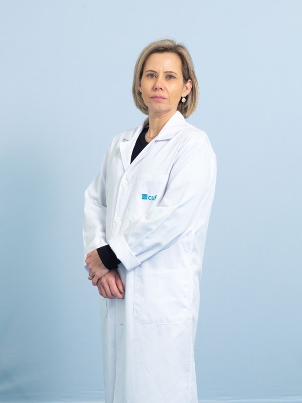 Dr. Carla Chaves Loureiro