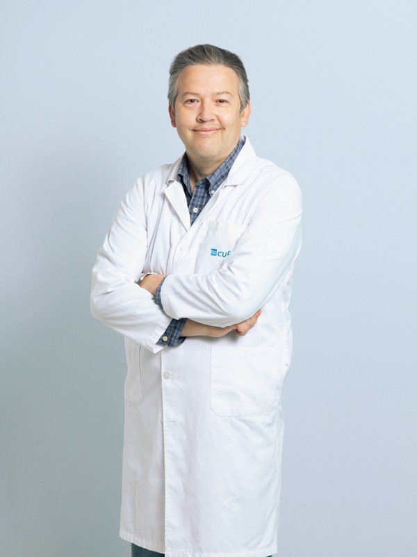 Dr. Luis Curvo Semedo
