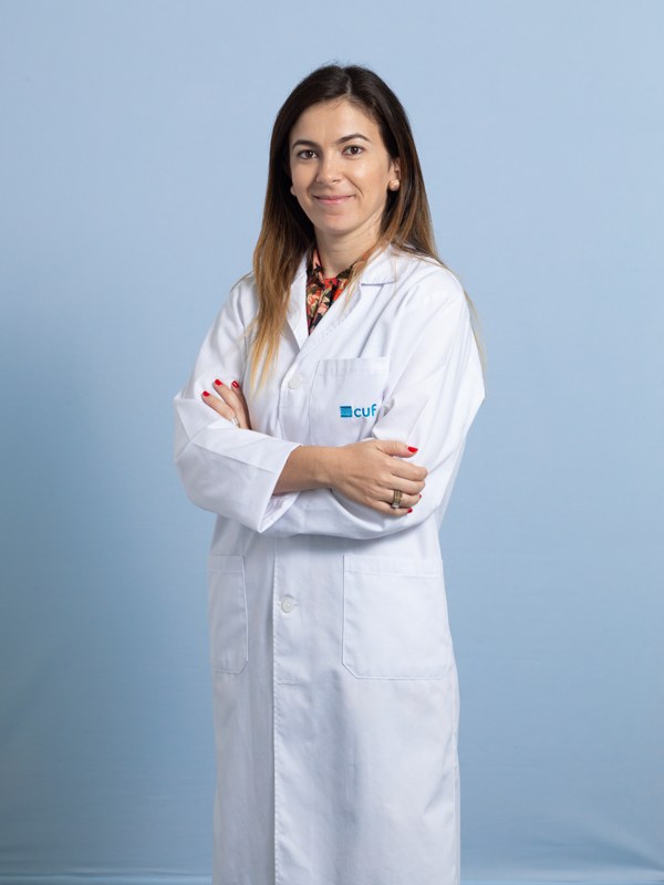 Dr. Cátia Fernandes Alves