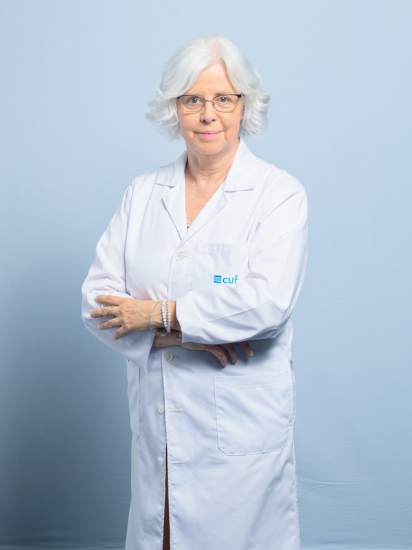 Dr. Viviana Tavares