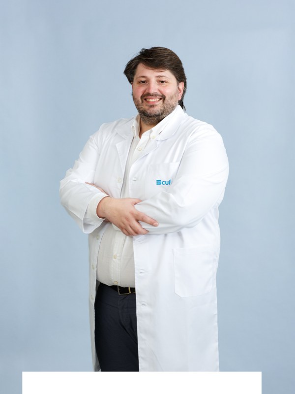 Dr. Daniel Esteves Soares