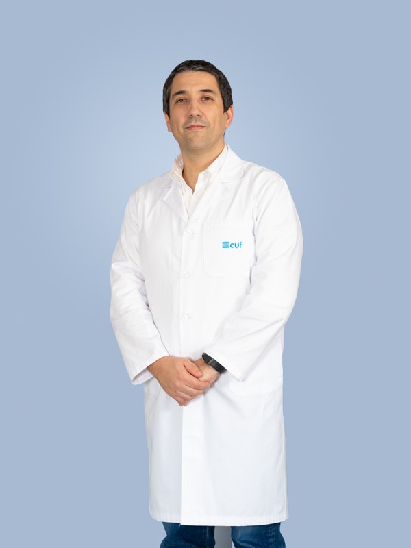 Dr. Vitor Costa Simões