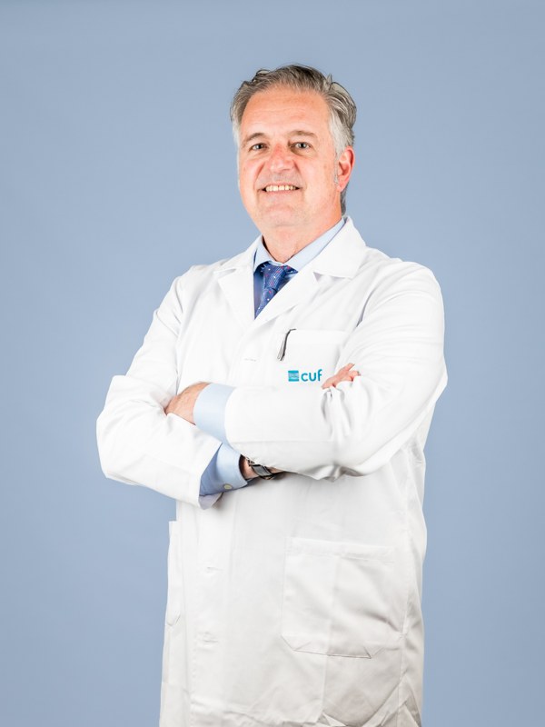 Dr. Ricardo Zorrón