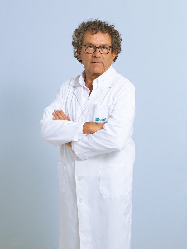 Dr. Carlos Daniel