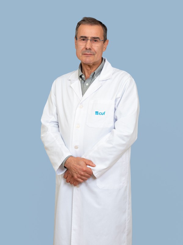 Dr. Manuel Oliveira