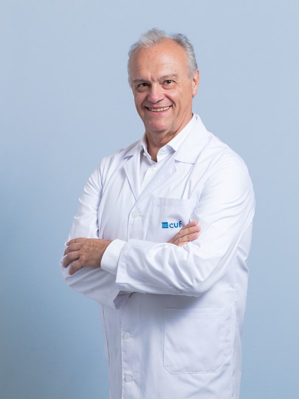 Dr. Mário Morais de Almeida