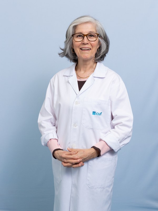 Dr. Manuela Oliveira
