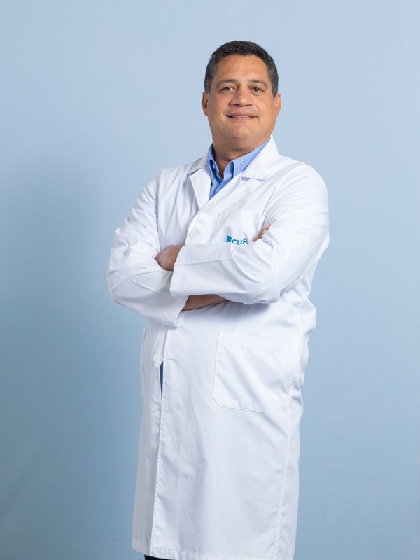 Dr. Ivan Munoz