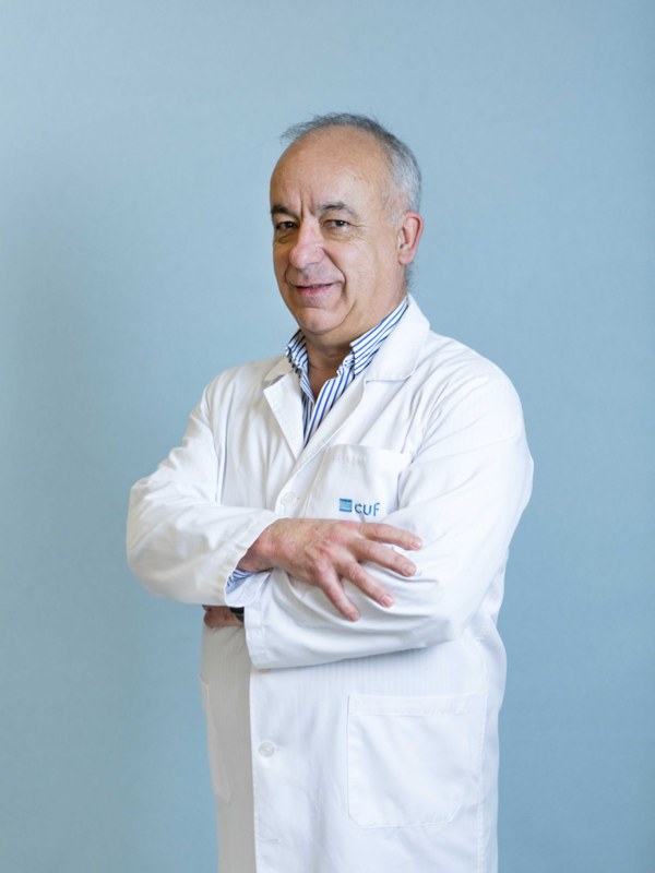 Dr. Alfredo Calheiros